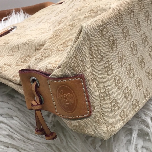 Dooney & Burke Signature Print Tan Canvas/Leather Carry Bag - Picture 9 of 16